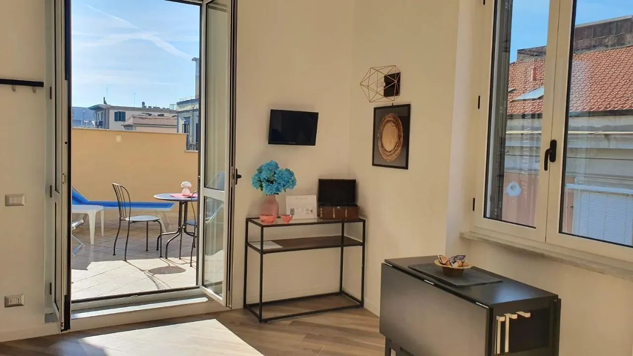 Gli Appartamenti Del Duca Di Miroballo Napoli