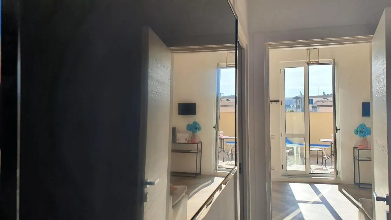 Gli Appartamenti Del Duca Di Miroballo Napoli 0*,